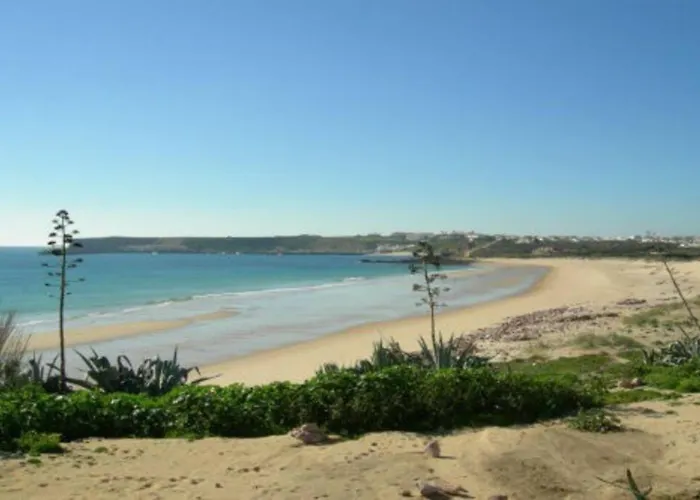 Bonita Moradia C/ Piscina Em Sagres